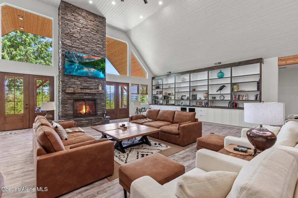 279 Sanctuary Hills Sagle ID 83860