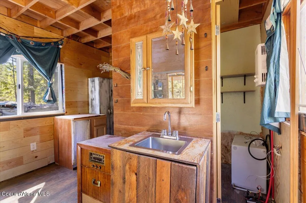 1438 Rolling Thunder Ridge Road Sandpoint ID 83864
