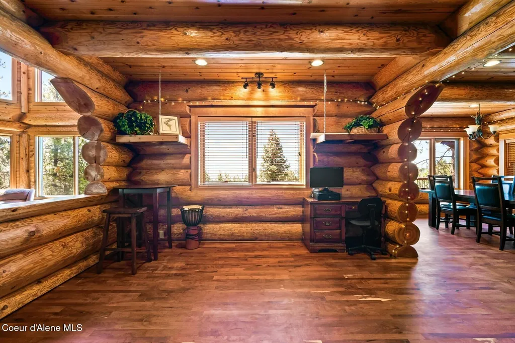 1050 Greenview Lane Moscow ID 83843