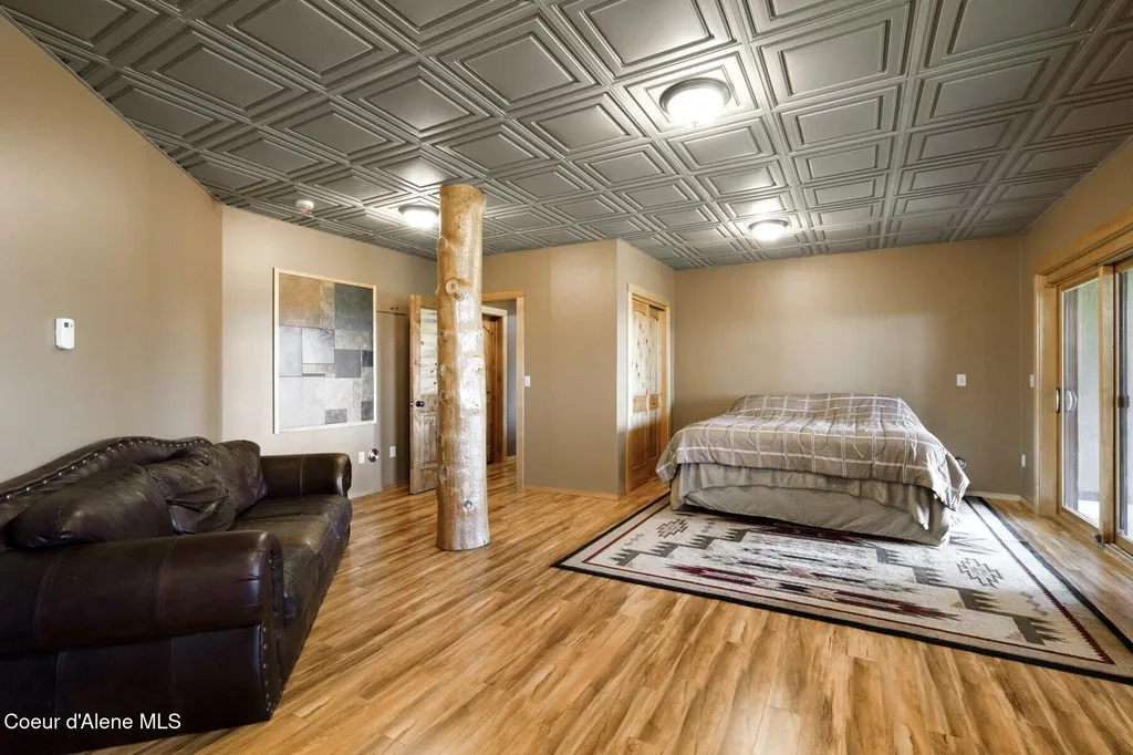 1050 Greenview Lane Moscow ID 83843