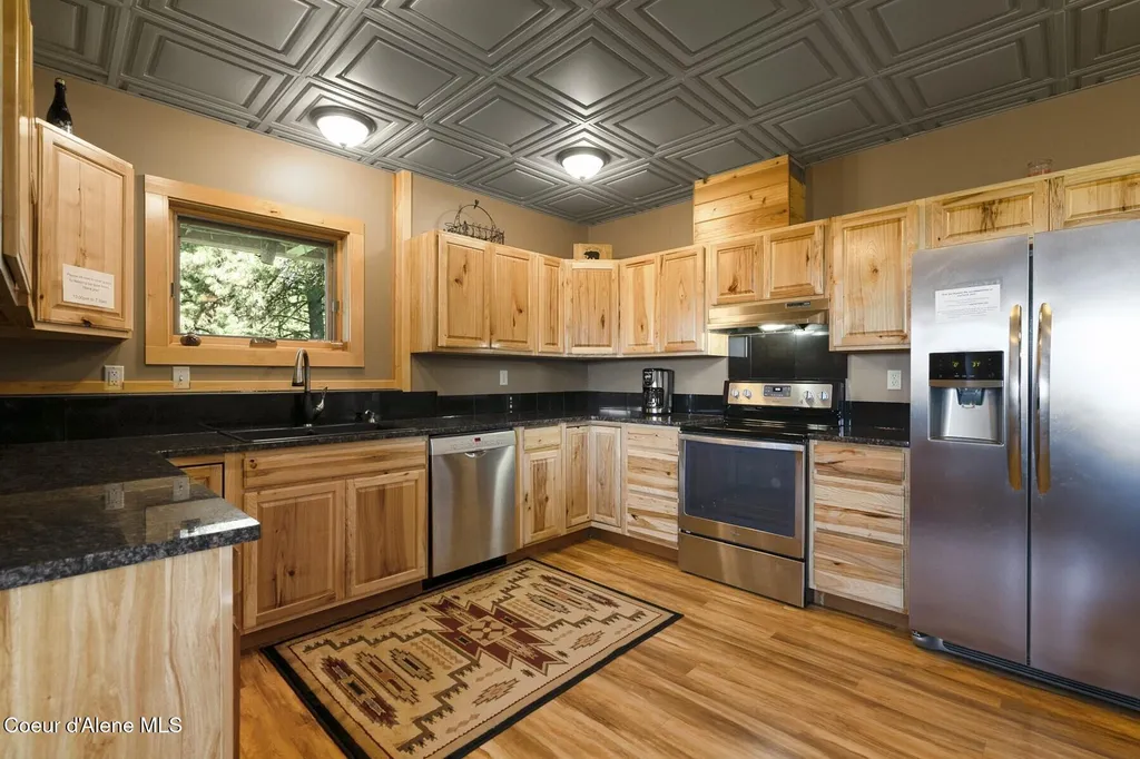 1050 Greenview Lane Moscow ID 83843