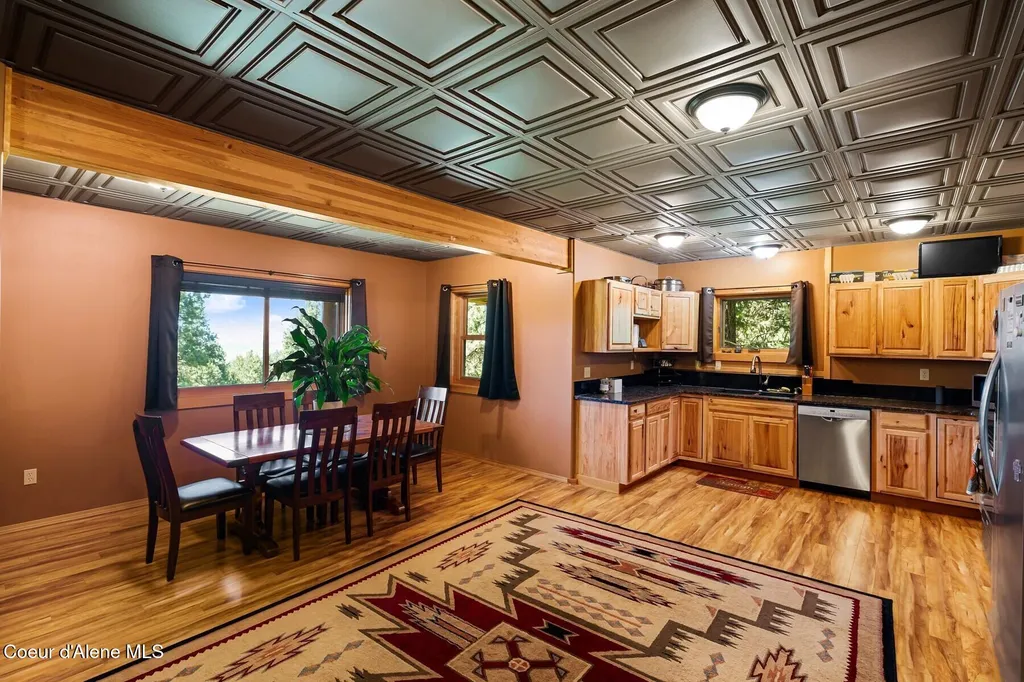 1050 Greenview Lane Moscow ID 83843