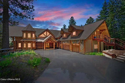 1050 Greenview Lane Moscow ID 83843