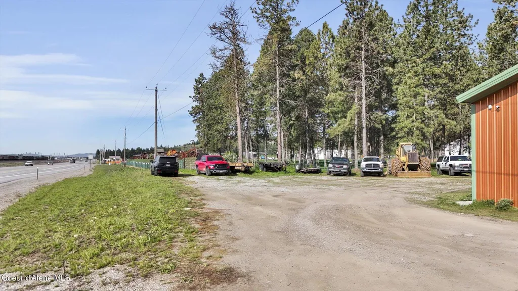 22059 W Highway 53 Rathdrum ID 83858