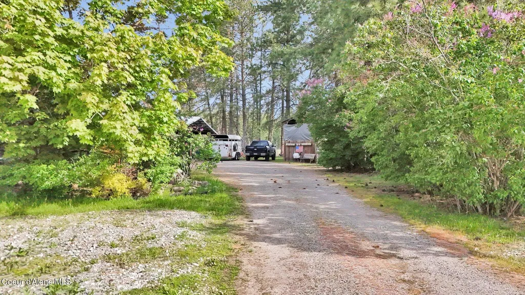 22059 W Highway 53 Rathdrum ID 83858
