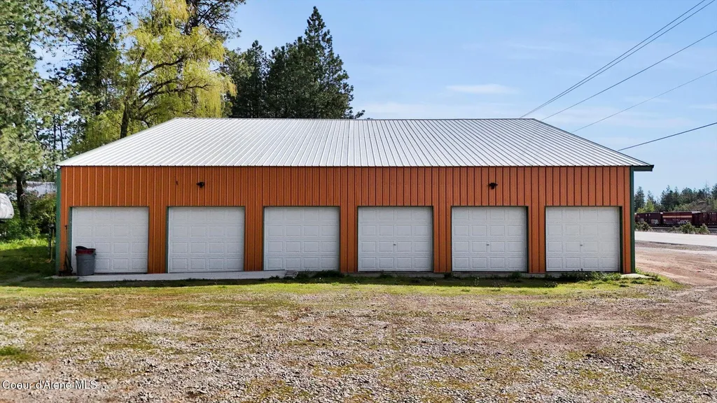 22059 W Highway 53 Rathdrum ID 83858
