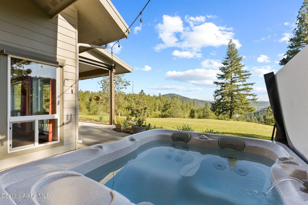 20324 S Asbury Road Harrison ID 83833