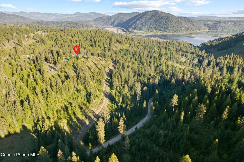 20324 S Asbury Road Harrison ID 83833