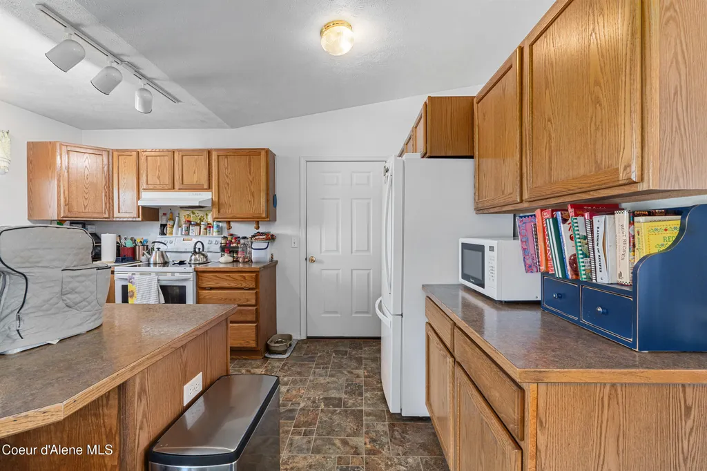 29 Silver Mountain Lane Oldtown ID 83822