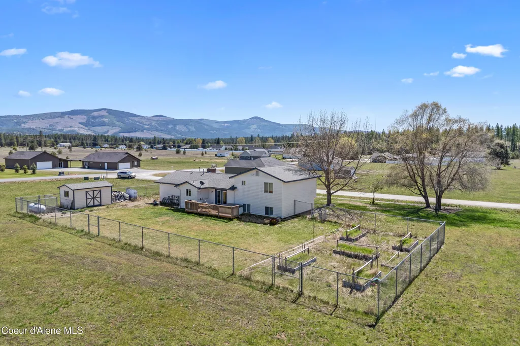 29 Silver Mountain Lane Oldtown ID 83822