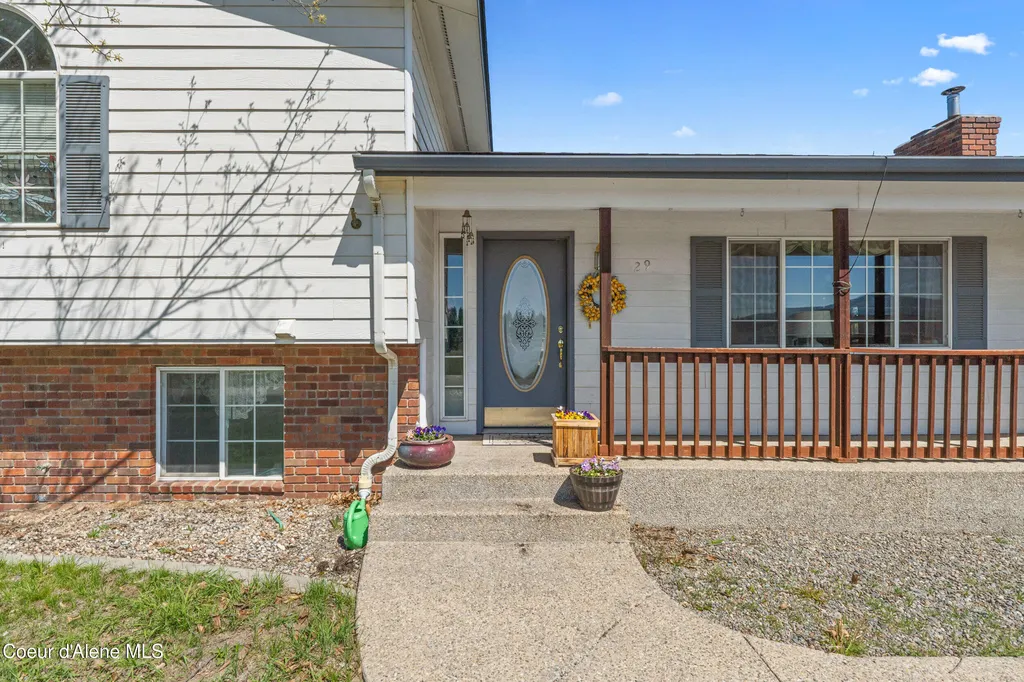 29 Silver Mountain Lane Oldtown ID 83822