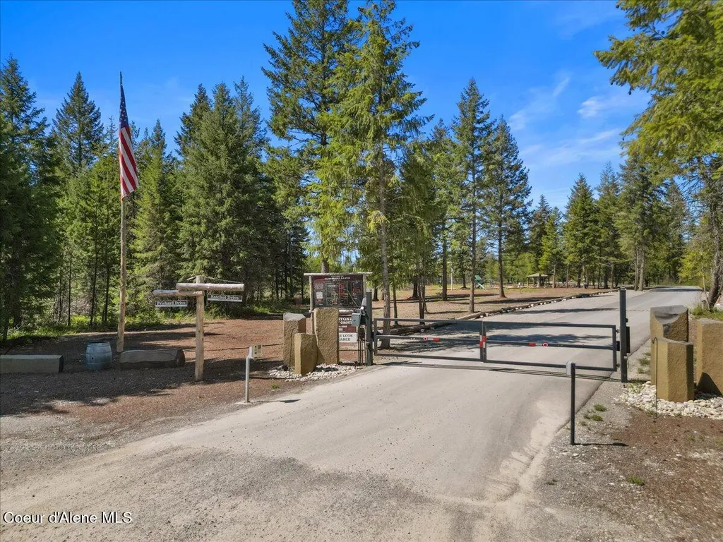258 Satchel Drive Spirit Lake ID 83869