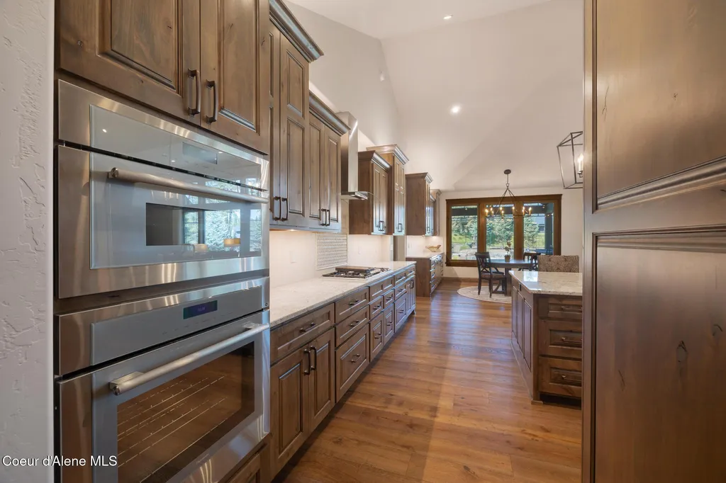 11671 N Spiraea Lane Hayden ID 83835