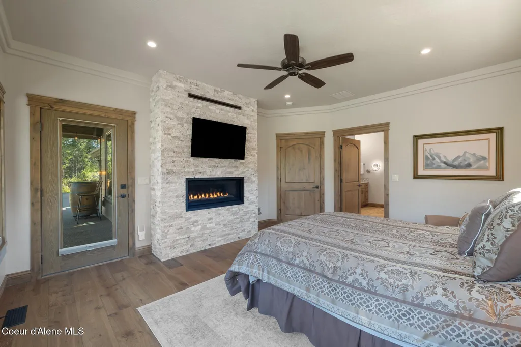 11671 N Spiraea Lane Hayden ID 83835