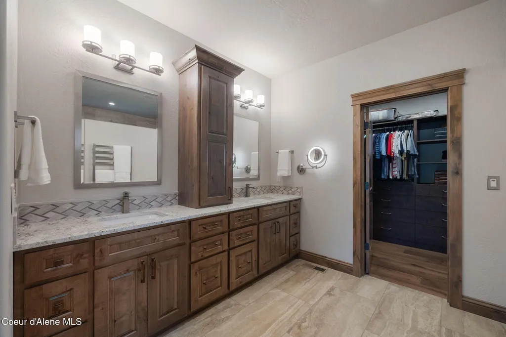 11671 N Spiraea Lane Hayden ID 83835