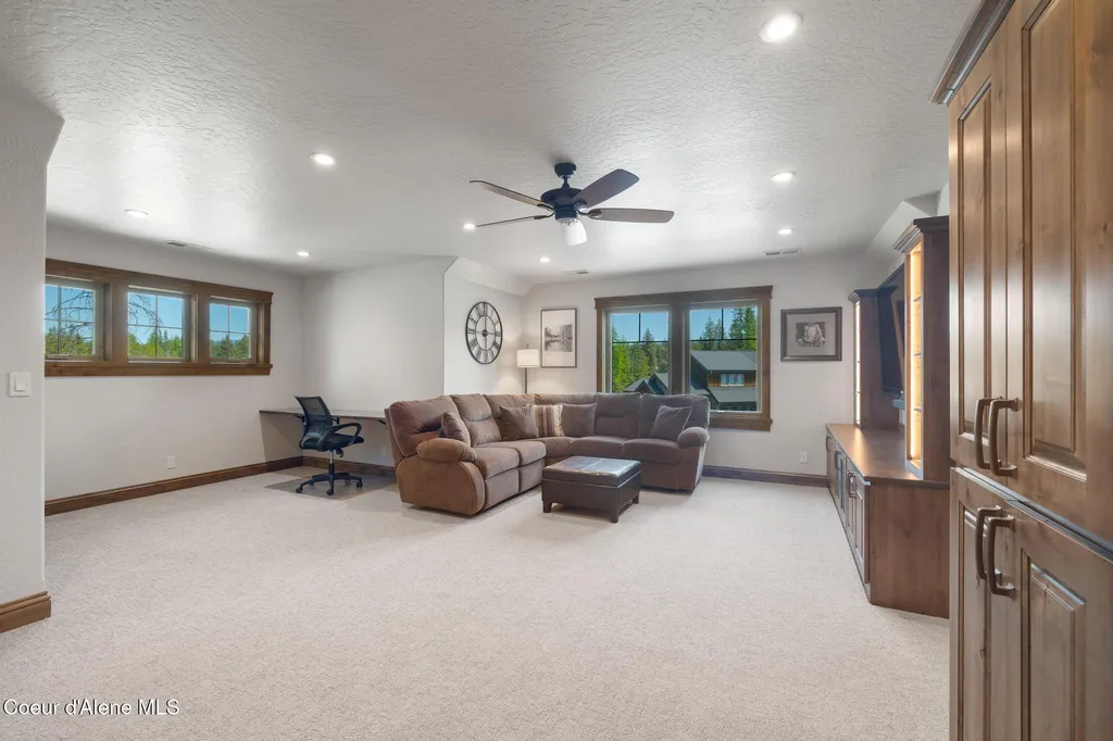 11671 N Spiraea Lane Hayden ID 83835