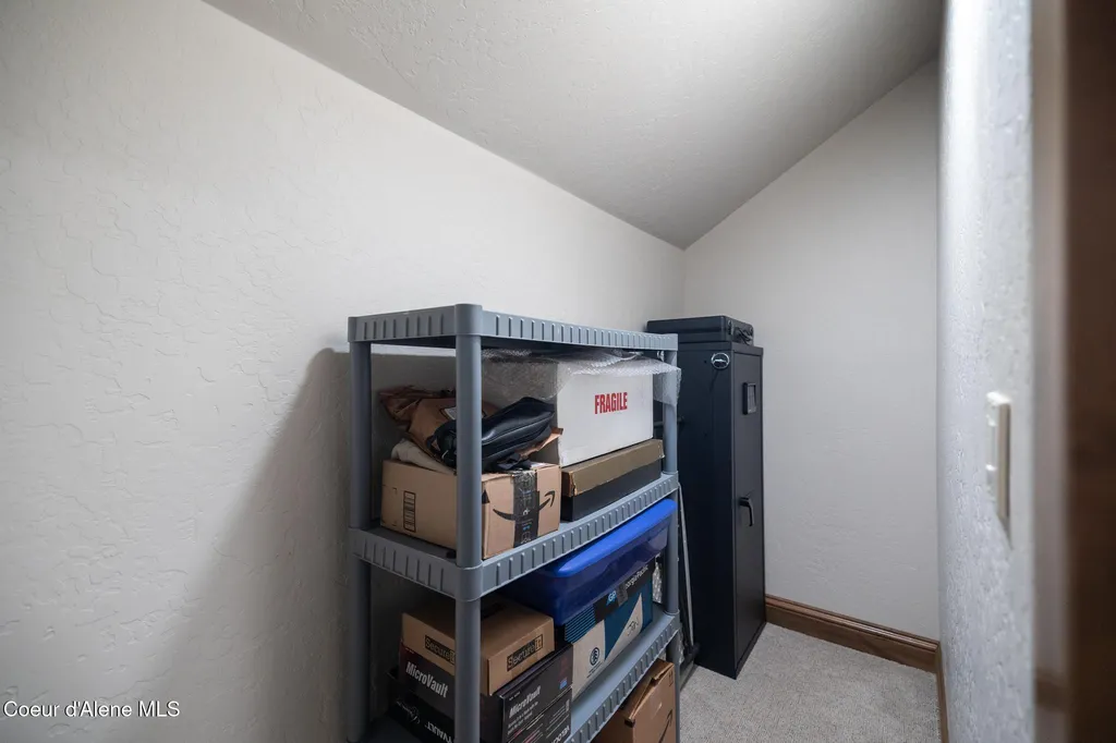 11671 N Spiraea Lane Hayden ID 83835