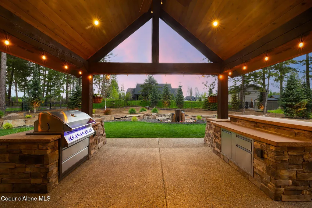 11671 N Spiraea Lane Hayden ID 83835