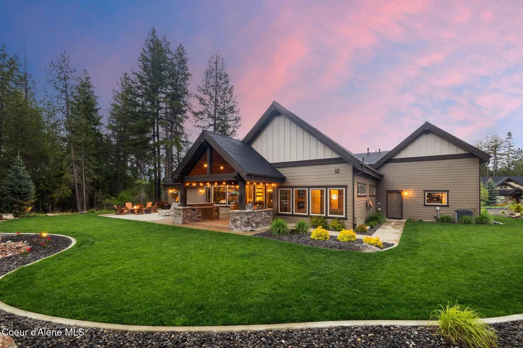 11671 N Spiraea Lane Hayden ID 83835