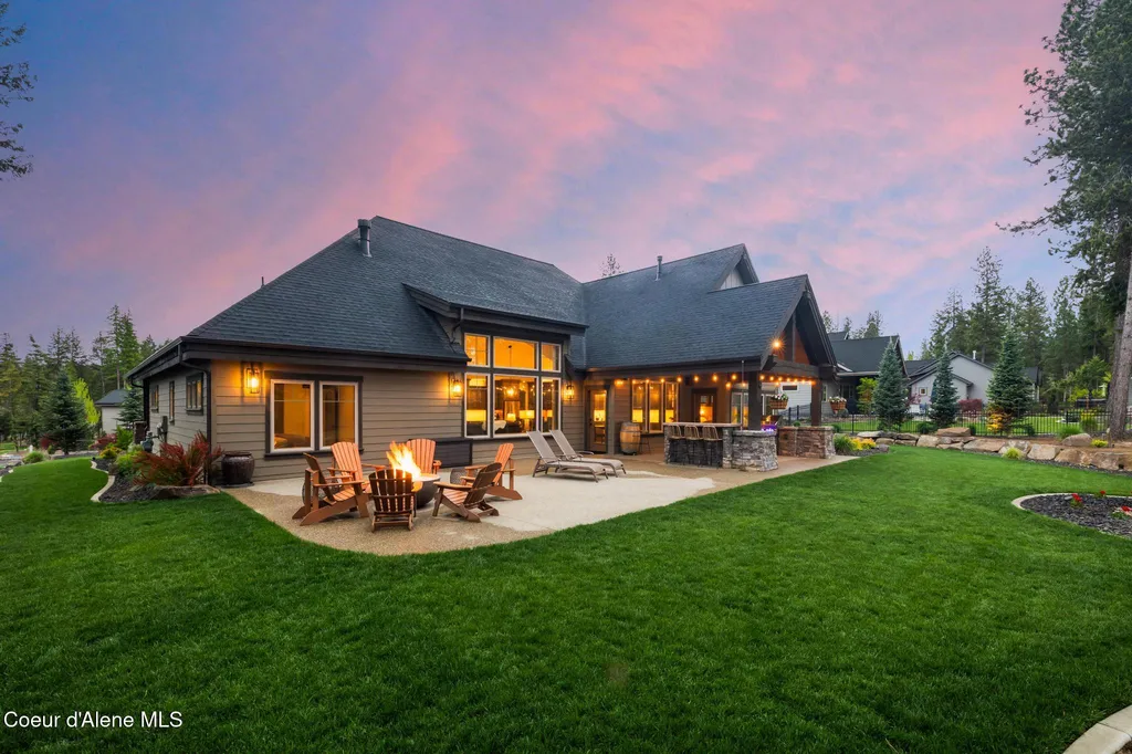 11671 N Spiraea Lane Hayden ID 83835