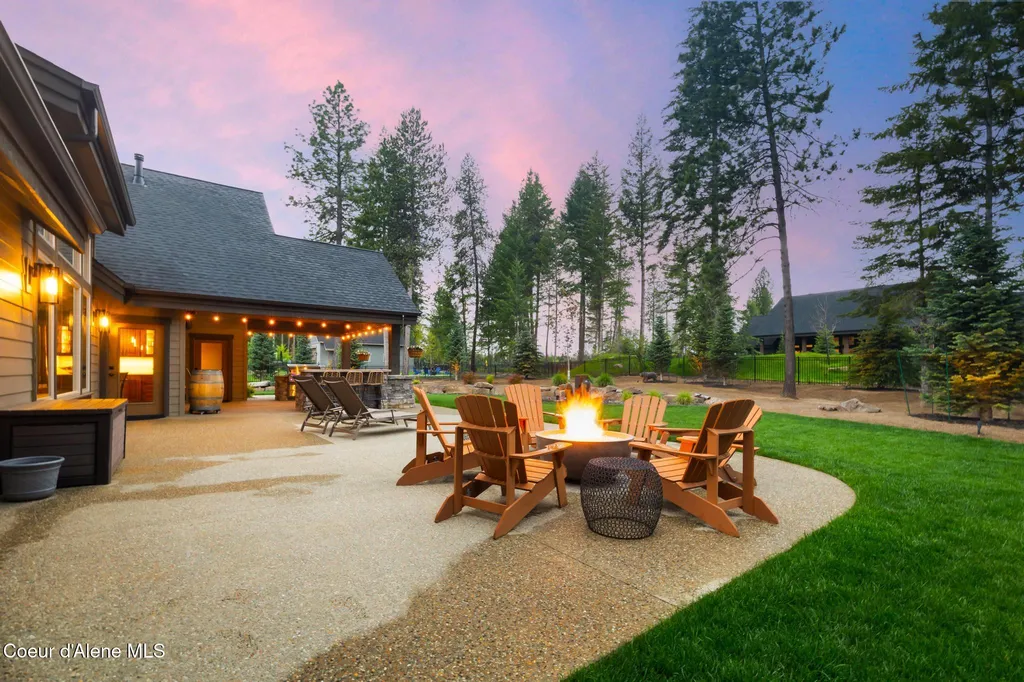 11671 N Spiraea Lane Hayden ID 83835