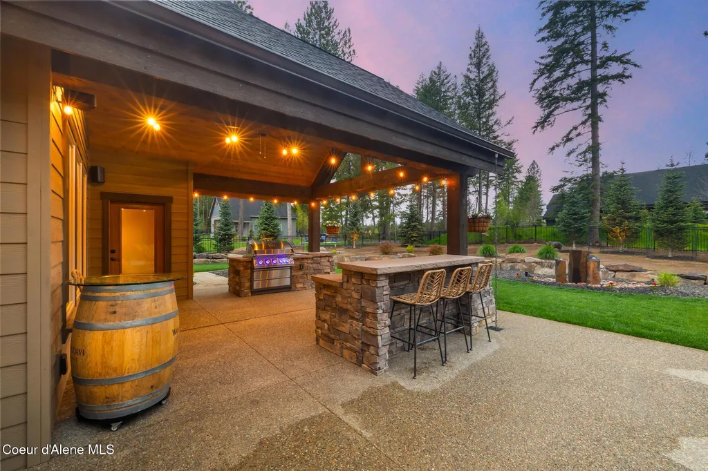 11671 N Spiraea Lane Hayden ID 83835