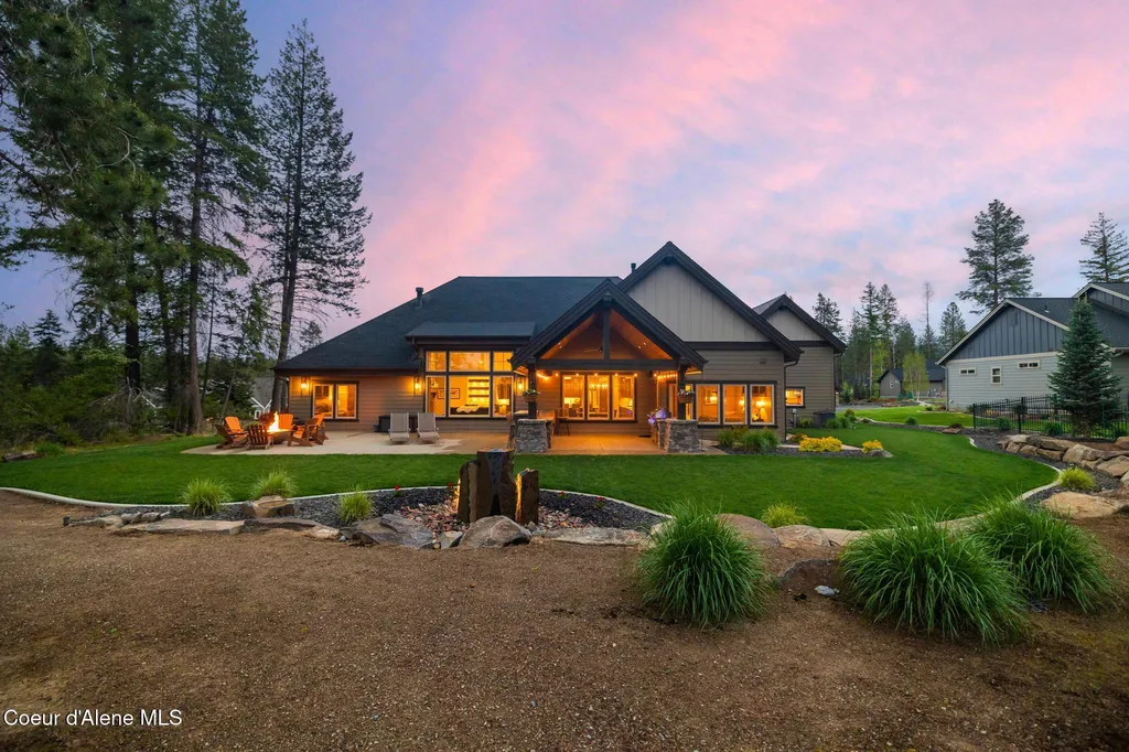 11671 N Spiraea Lane Hayden ID 83835