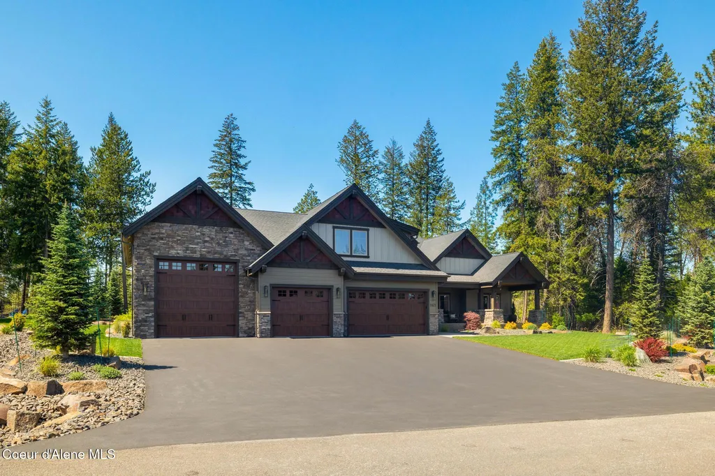 11671 N Spiraea Lane Hayden ID 83835