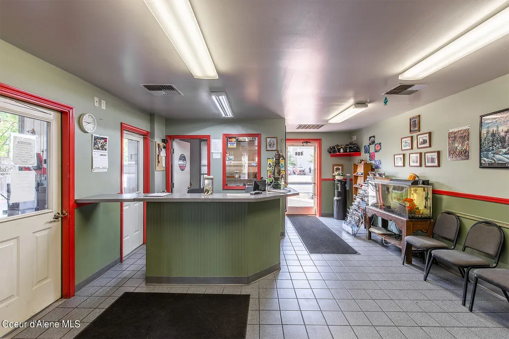 830 Fifth Avenue Sandpoint ID 83864