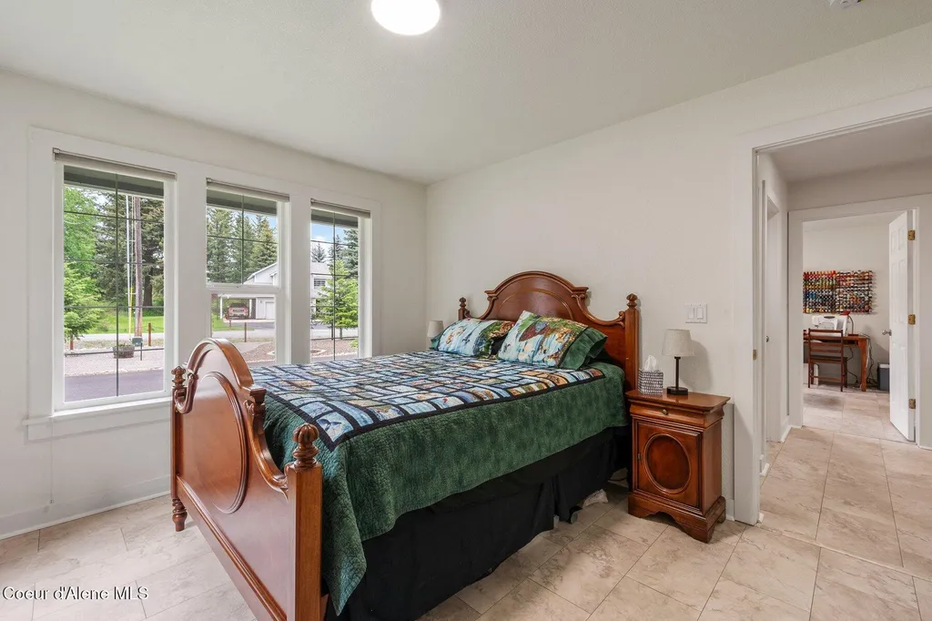 454 Brisboys Road Sagle ID 83860