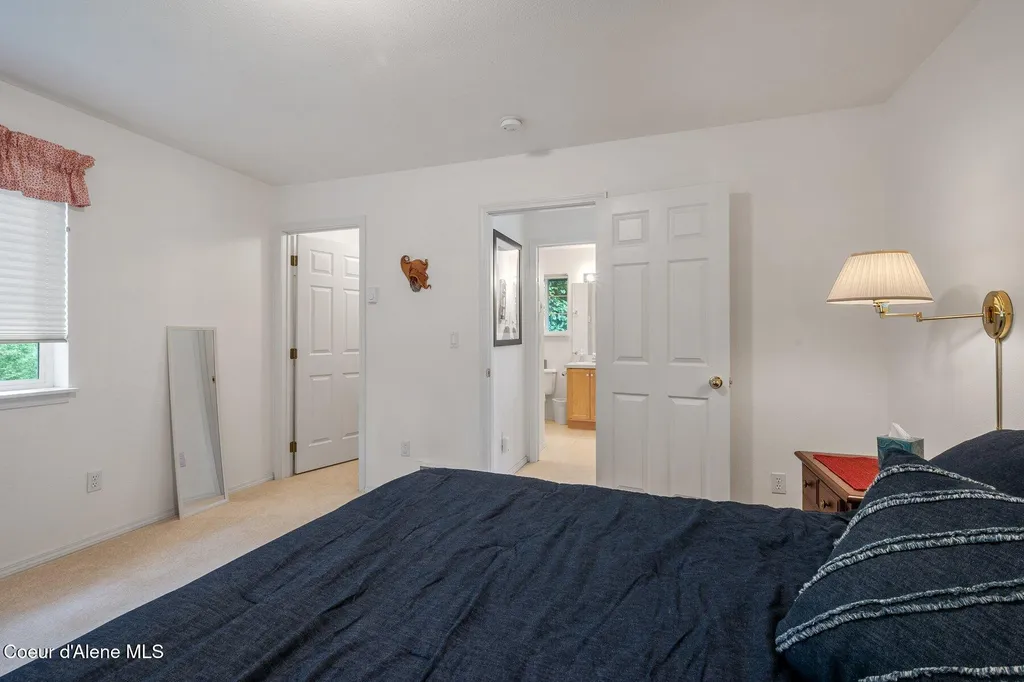 454 Brisboys Road Sagle ID 83860
