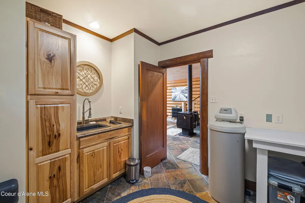 35056 N Kelso Drive Spirit Lake ID 83869