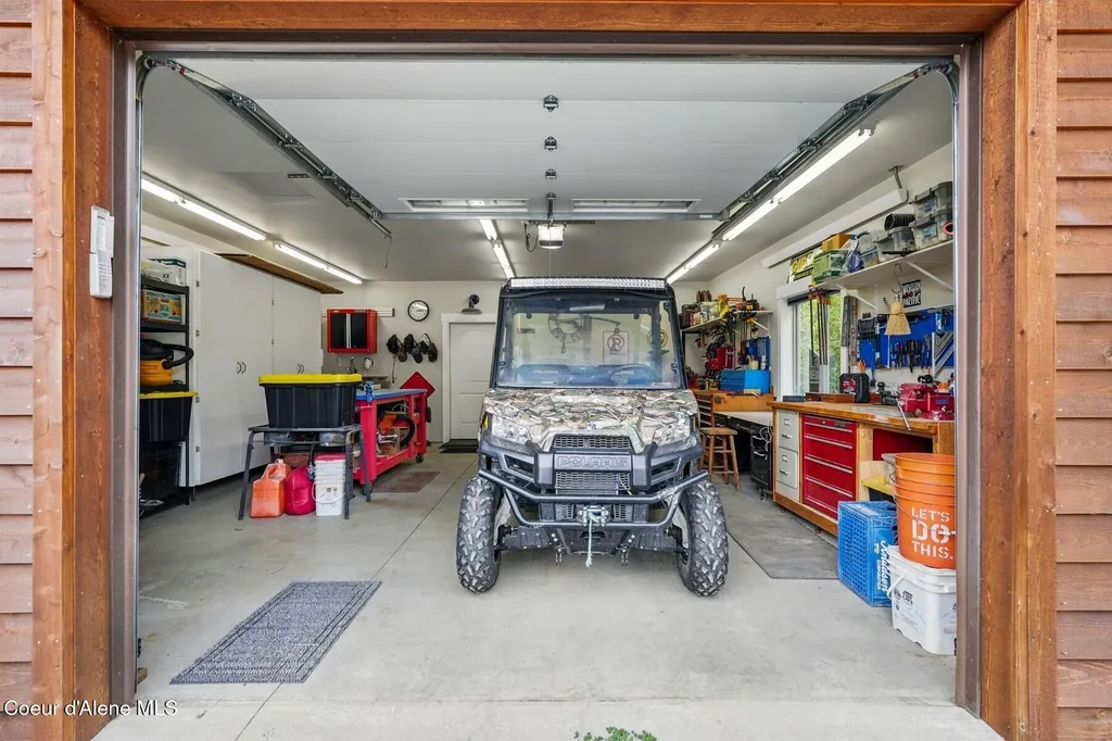 1450 Wood View Sandpoint ID 83864