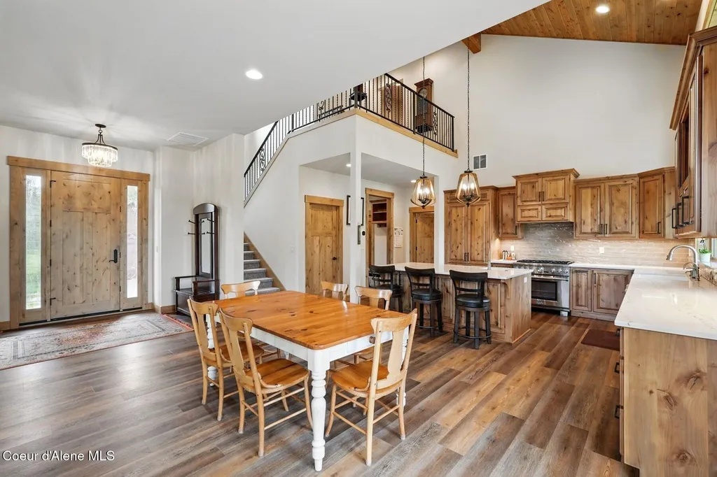1450 Wood View Sandpoint ID 83864
