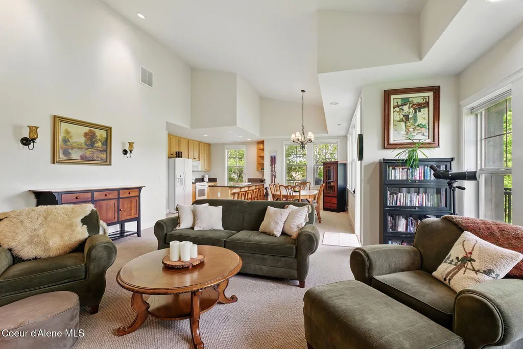 500 Guthrie Place Dover ID 83825