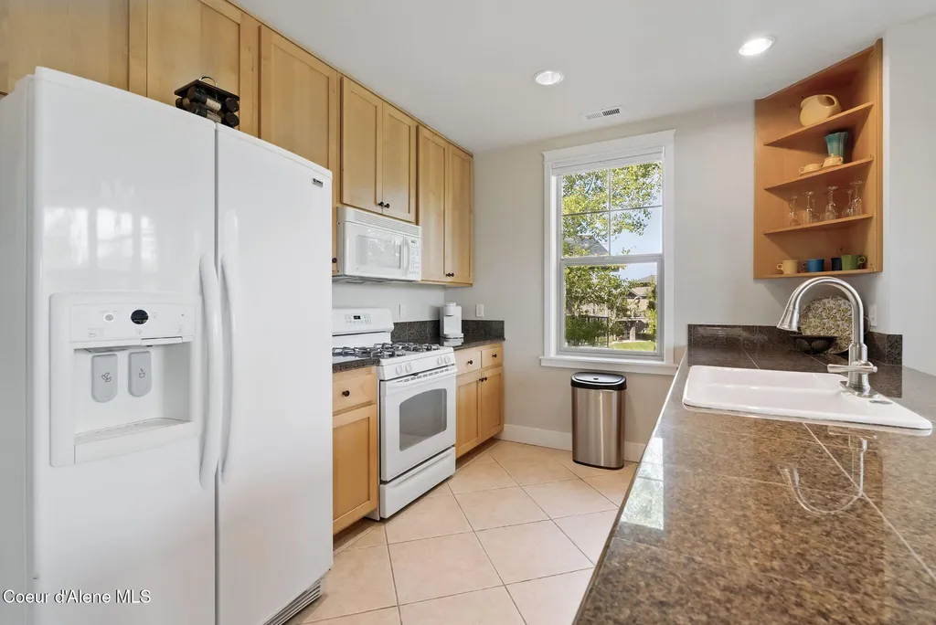 500 Guthrie Place Dover ID 83825