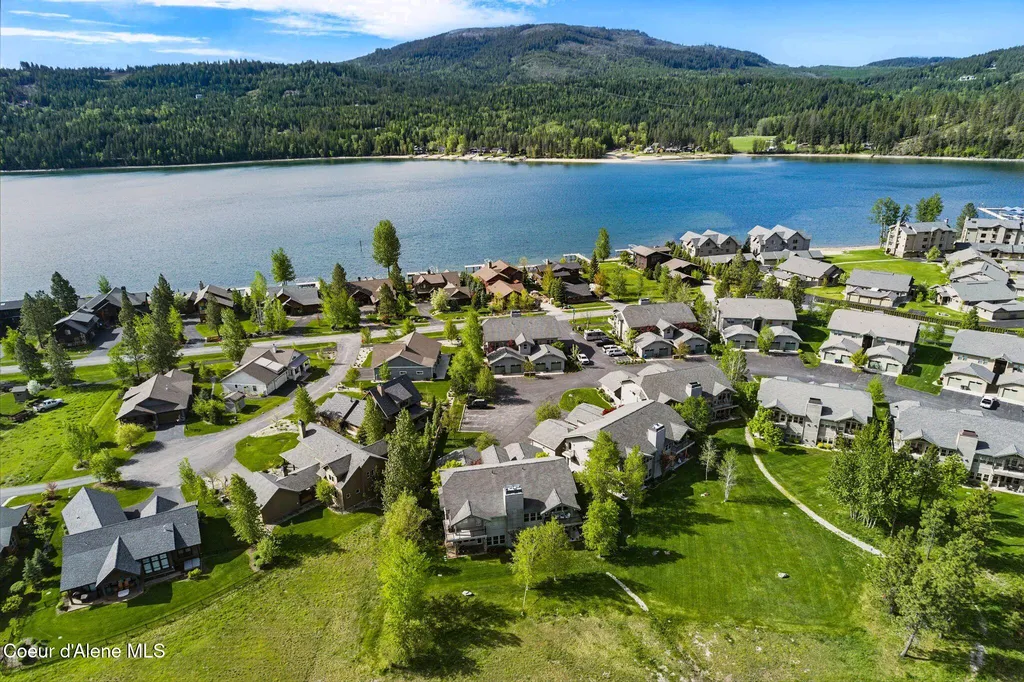 500 Guthrie Place Dover ID 83825