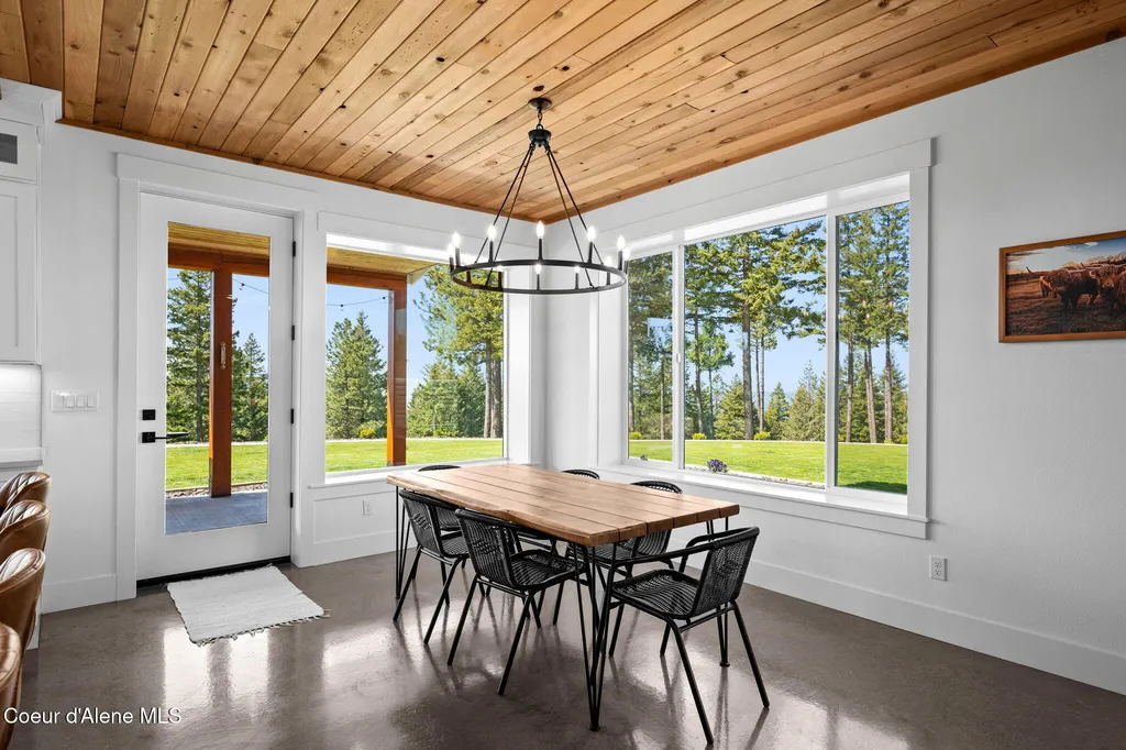 3298 W Coon Creek Road Plummer ID 83851