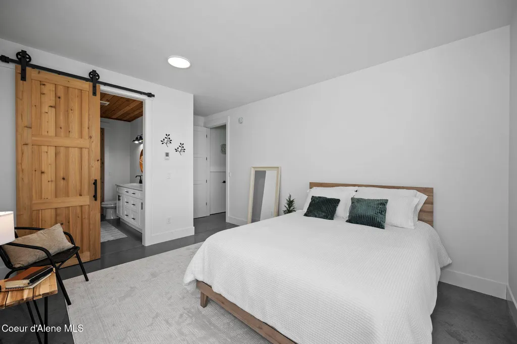 3298 W Coon Creek Road Plummer ID 83851