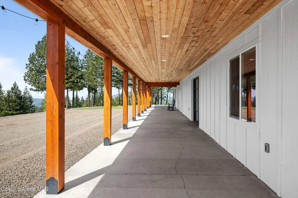 3298 W Coon Creek Road Plummer ID 83851