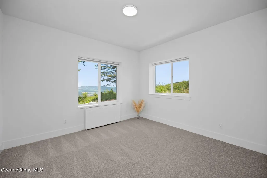3298 W Coon Creek Road Plummer ID 83851