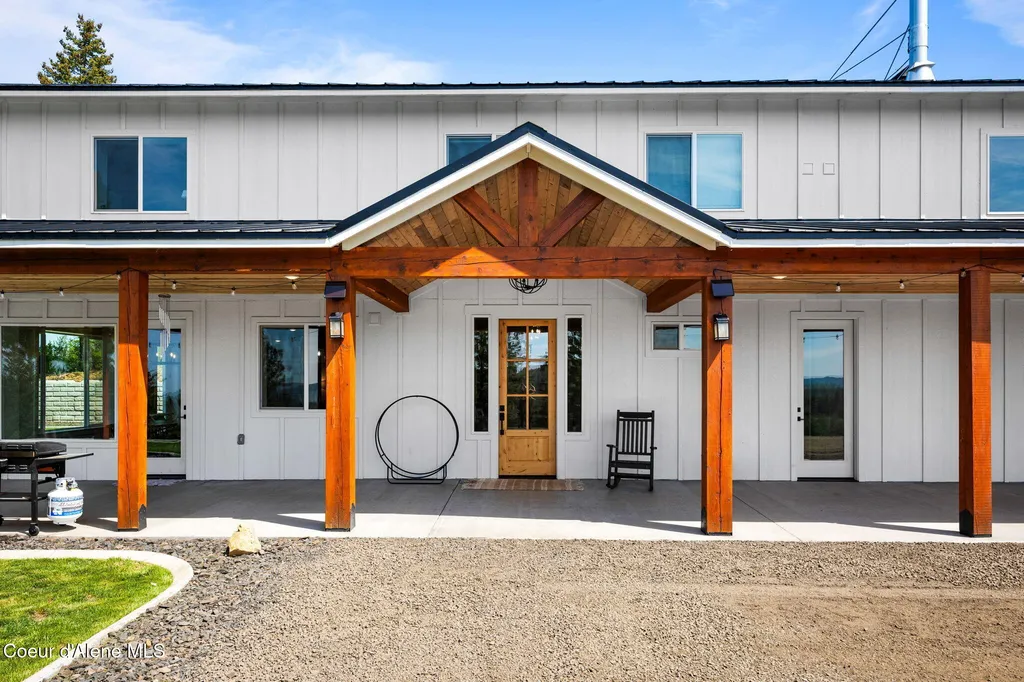 3298 W Coon Creek Road Plummer ID 83851