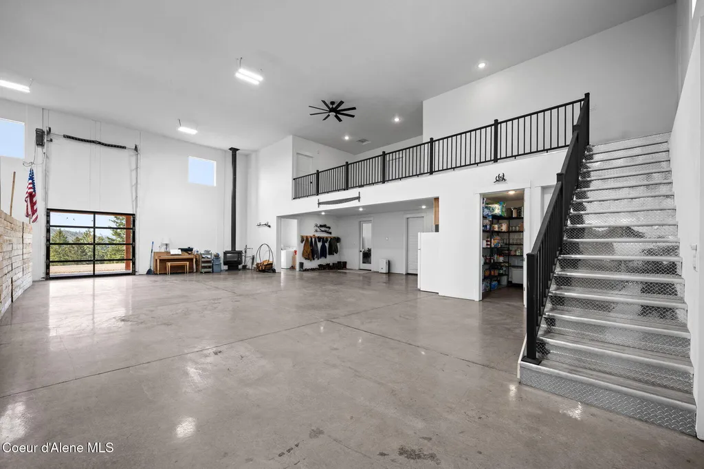 3298 W Coon Creek Road Plummer ID 83851