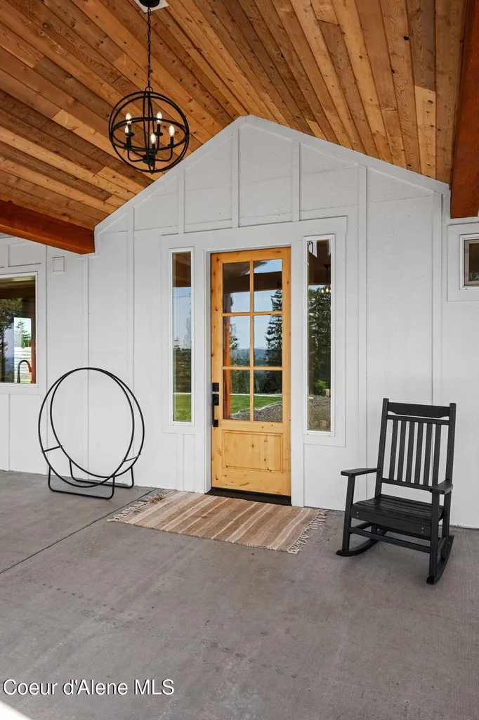 3298 W Coon Creek Road Plummer ID 83851