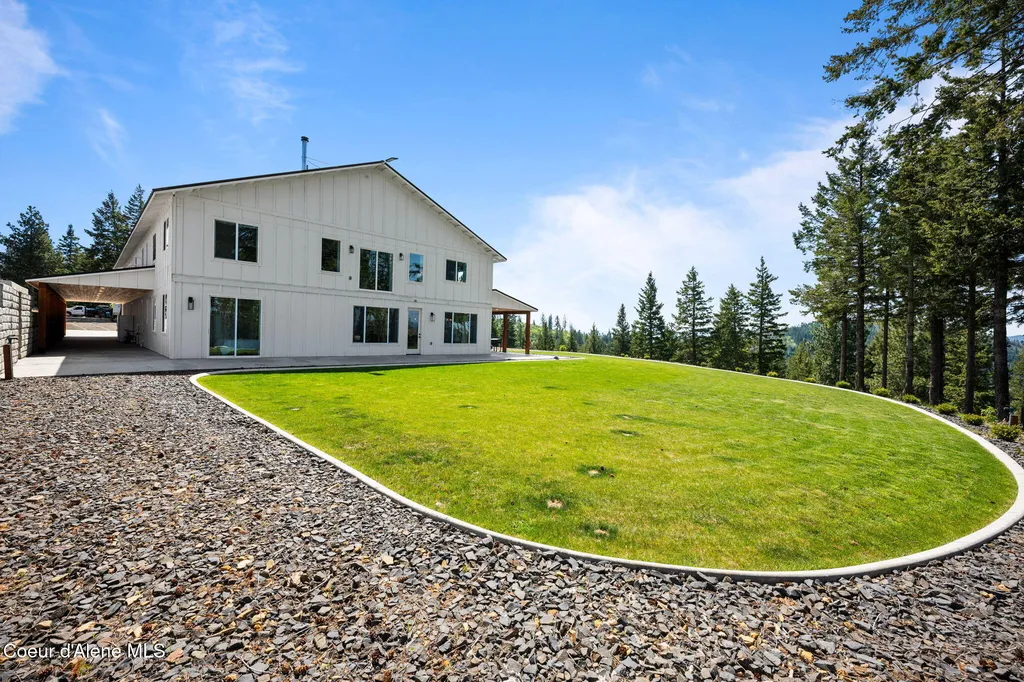 3298 W Coon Creek Road Plummer ID 83851