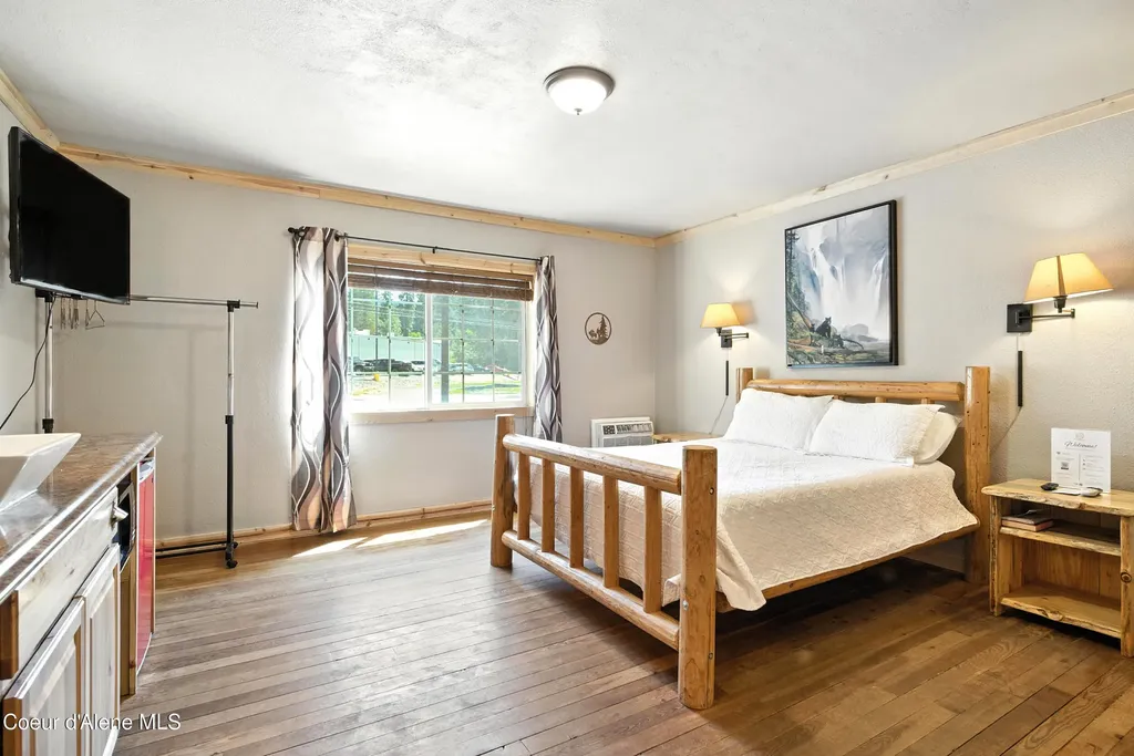 6506 Main Street Bonners Ferry ID 83805