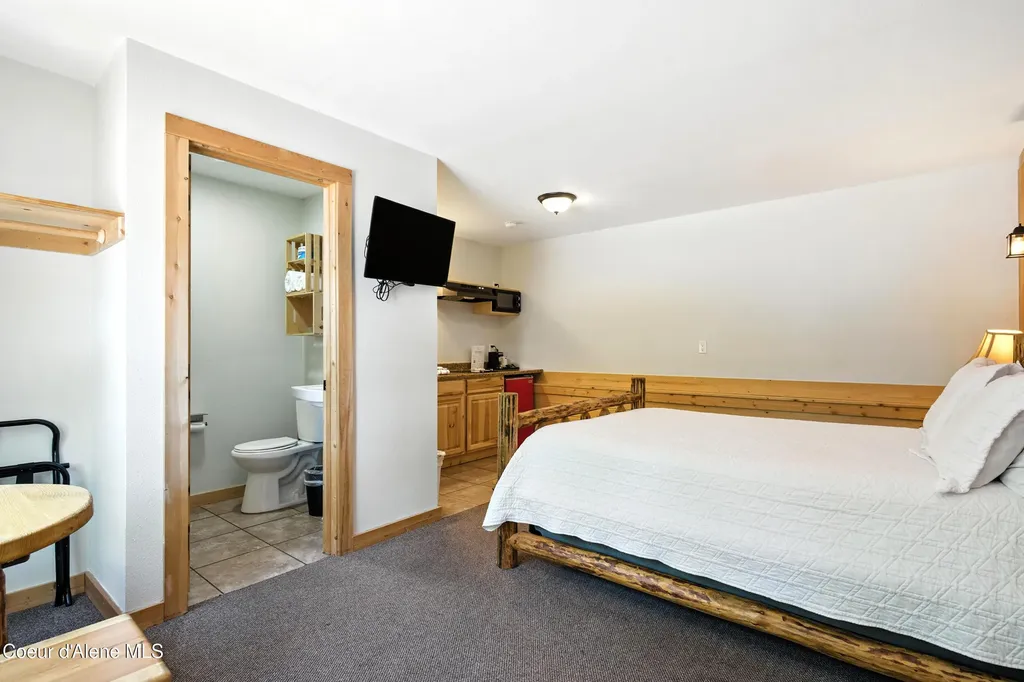 6506 Main Street Bonners Ferry ID 83805
