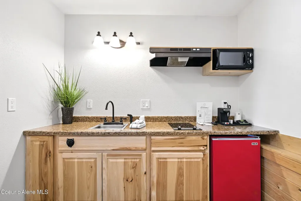 6506 Main Street Bonners Ferry ID 83805