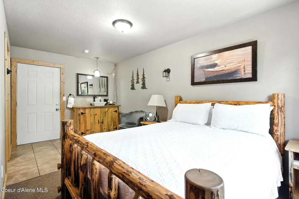 6506 Main Street Bonners Ferry ID 83805
