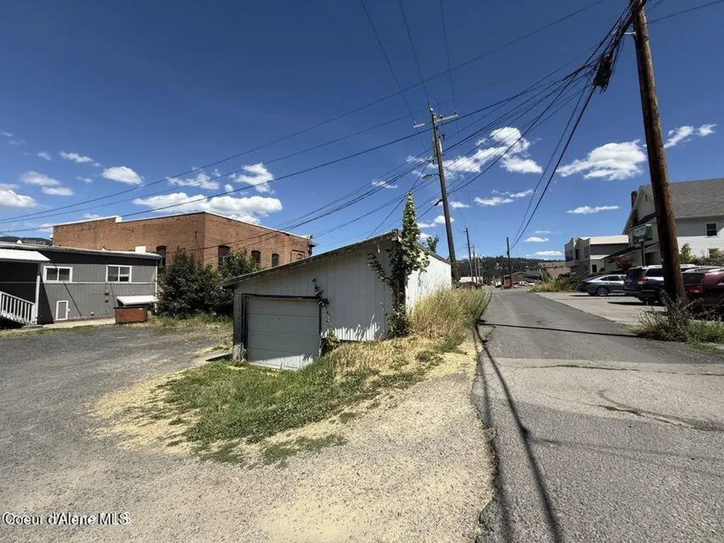 915 Main Avenue St. Maries ID 83861